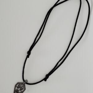Adjustable cord necklace